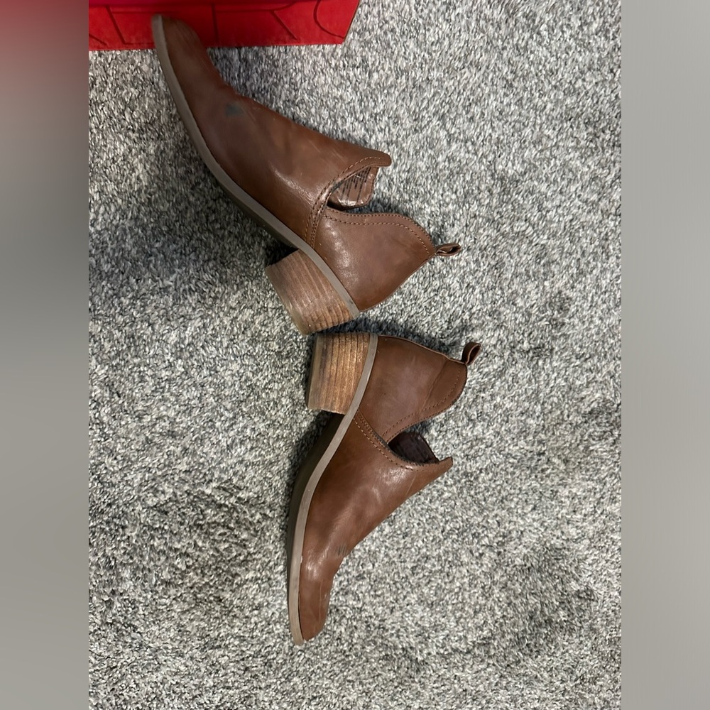 American Eagle Brown Booties